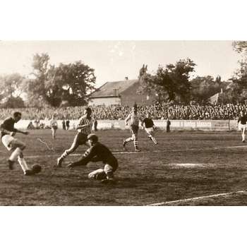 Bajnoki derbi mérkőzés Loki - Slovan