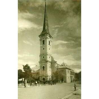 Pohľad na r.k. kostol okolo roku 1925